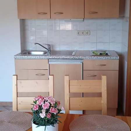 Guest house Balaton White House *