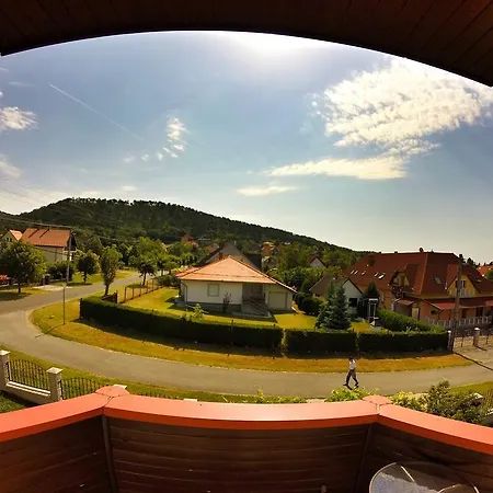 Balaton White House Guest house *