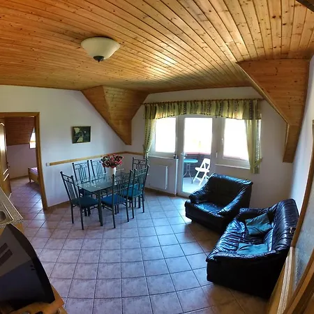 Balaton White House * 본보야크바세기