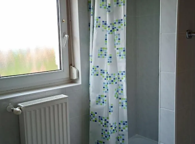 Balaton White House Pensiune 3*