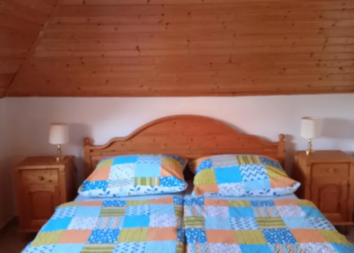 Balaton White House Vendégház 3*